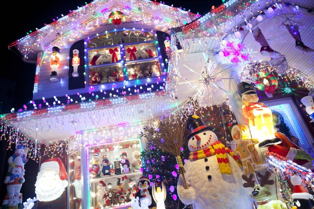 Colorful full-home Christmas light installation